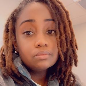 Meet your Posher, Ebony